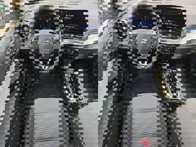 New 2026 Chevrolet Trax LT w/ Driver Confidence Package image 14