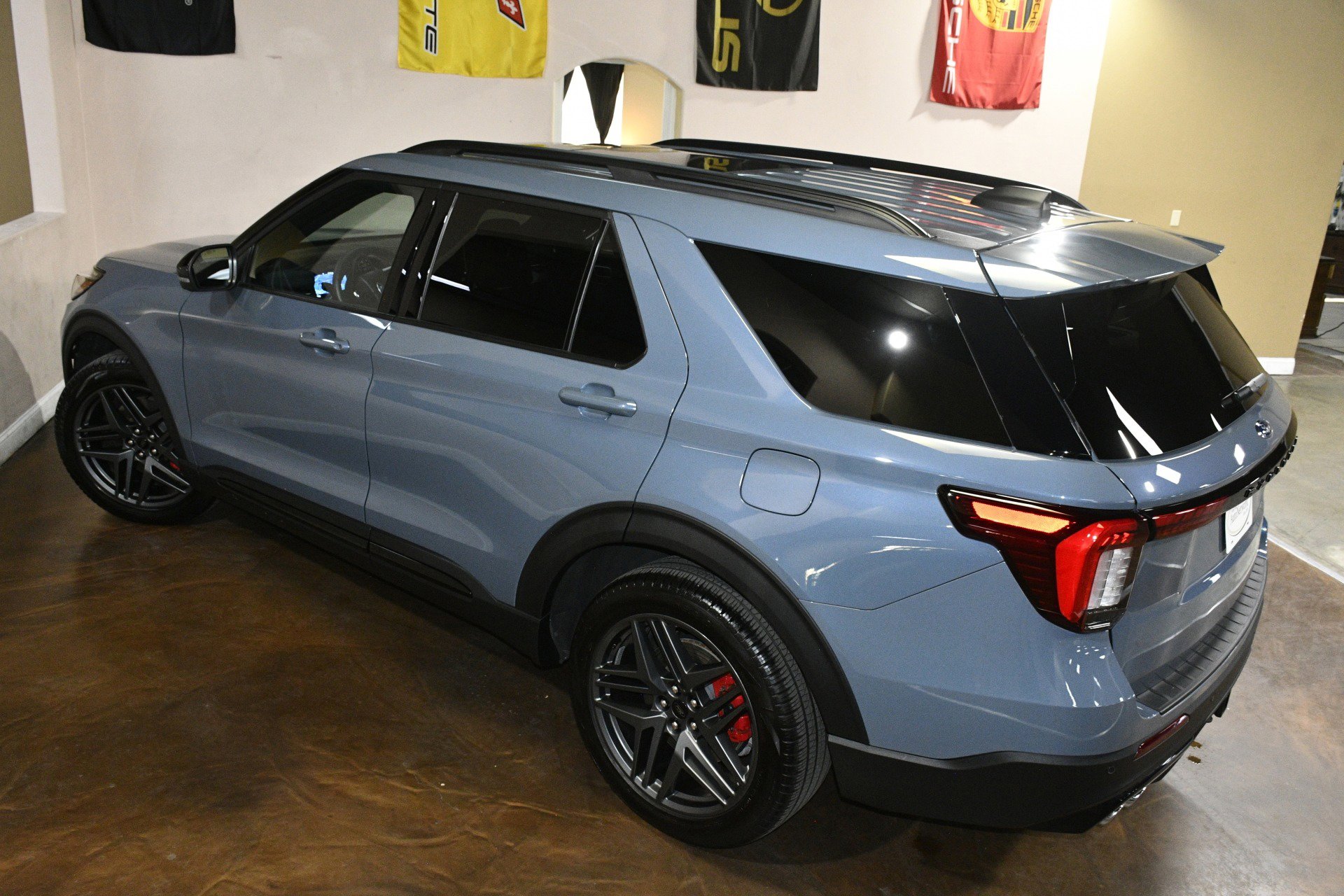 Used 2025 Ford Explorer ST w/ Sun And Sound Package image 80