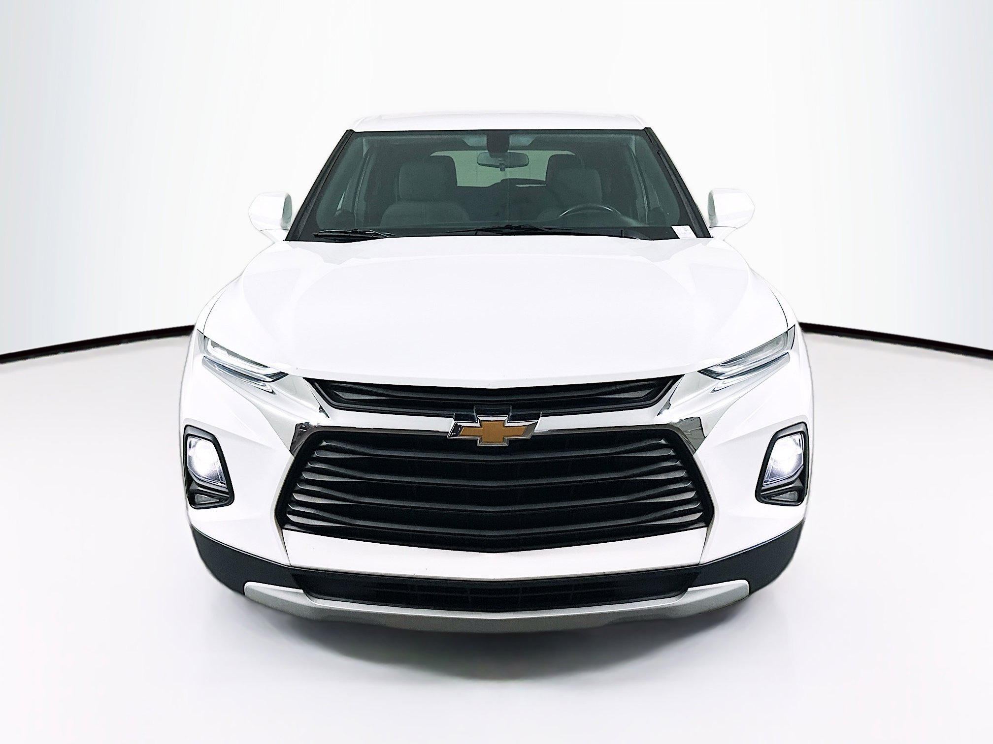 Used 2020 Chevrolet Blazer LT FWD image 2