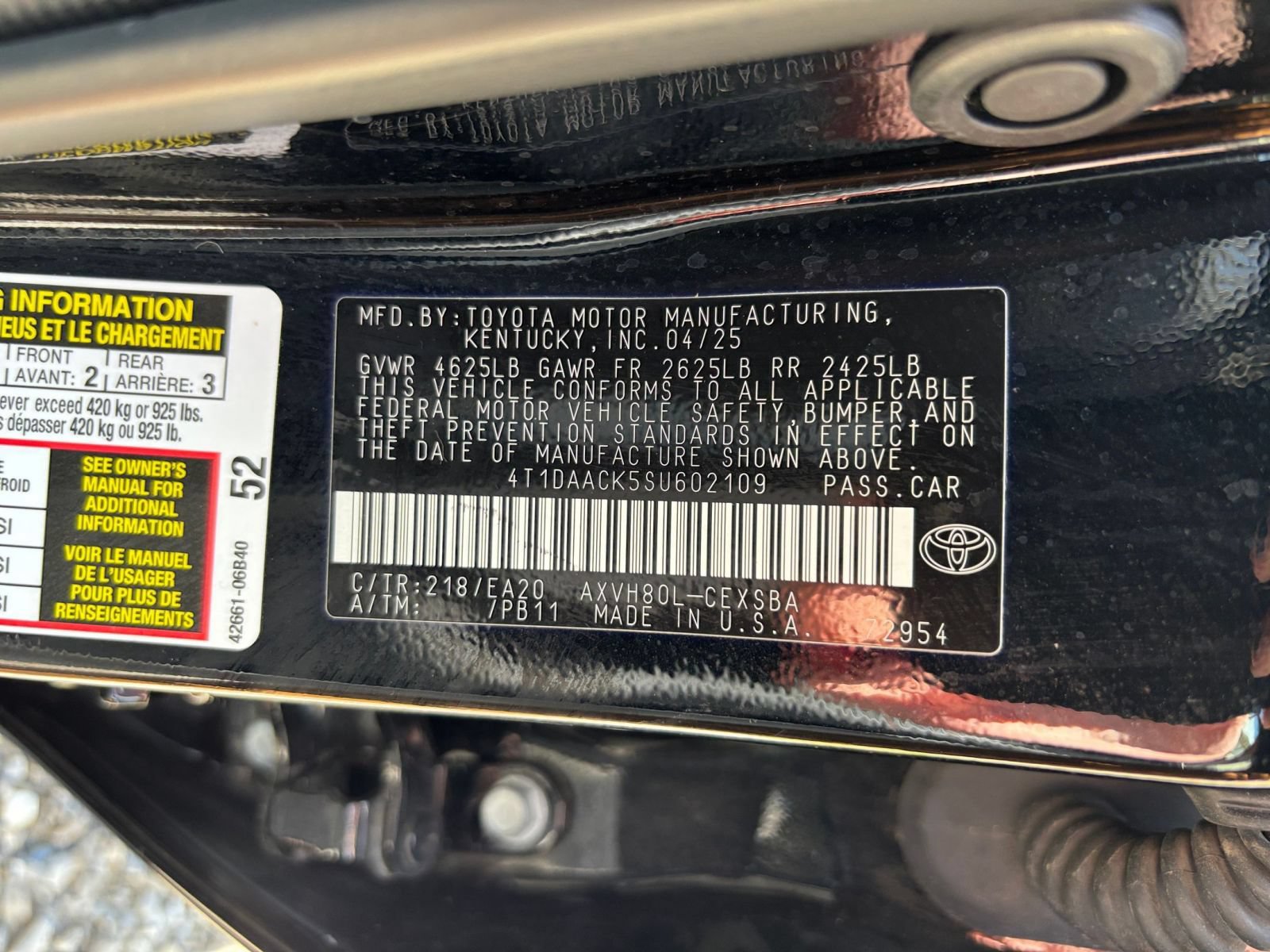 Used 2025 Toyota Camry SE FWD image 30
