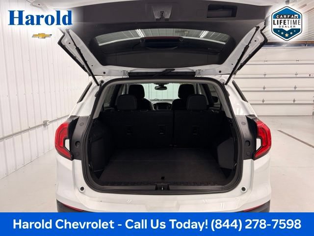 Used 2021 GMC Terrain SLE w/ Driver Convenience Package FWD image 5