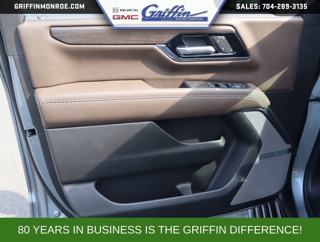 New 2026 GMC Yukon XL Denali Ultimate AWD/4WD image 13