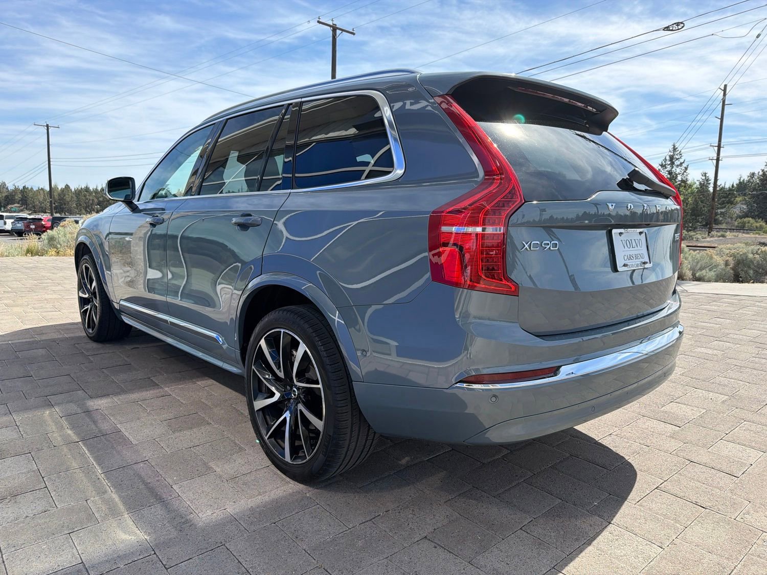 Used 2023 Volvo XC90 B5 Plus AWD/4WD image 5