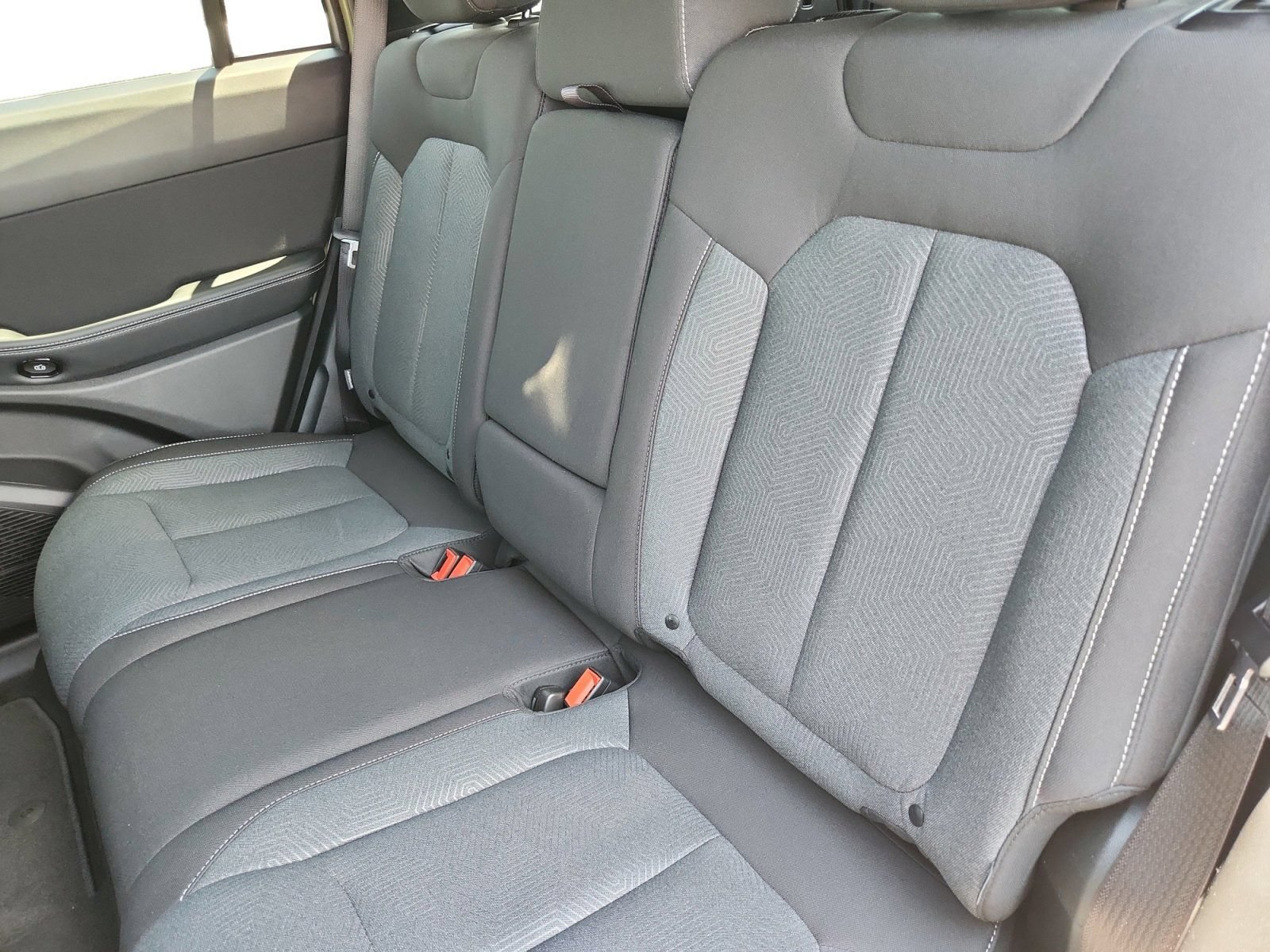 New 2026 Jeep Cherokee Laredo AWD/4WD image 23