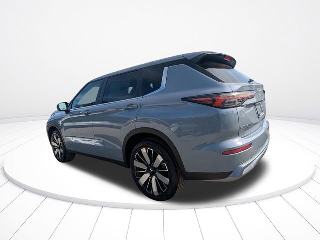 New 2026 Mitsubishi Outlander SE image 6