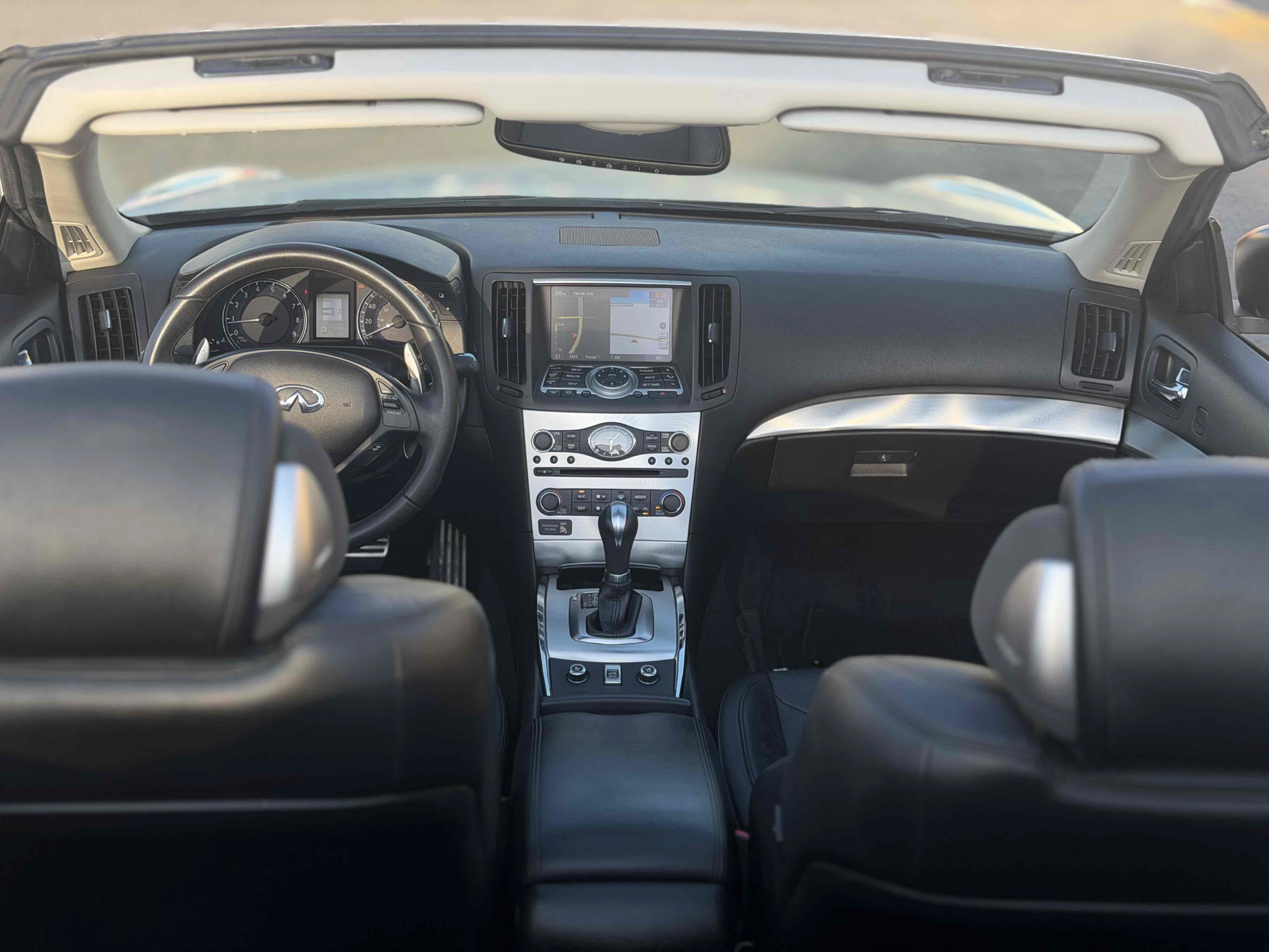 Used 2014 INFINITI Q60 Convertible w/ Premium Package RWD image 38