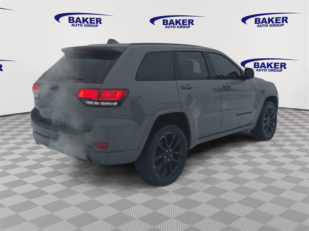 Used 2020 Jeep Grand Cherokee Altitude image 5