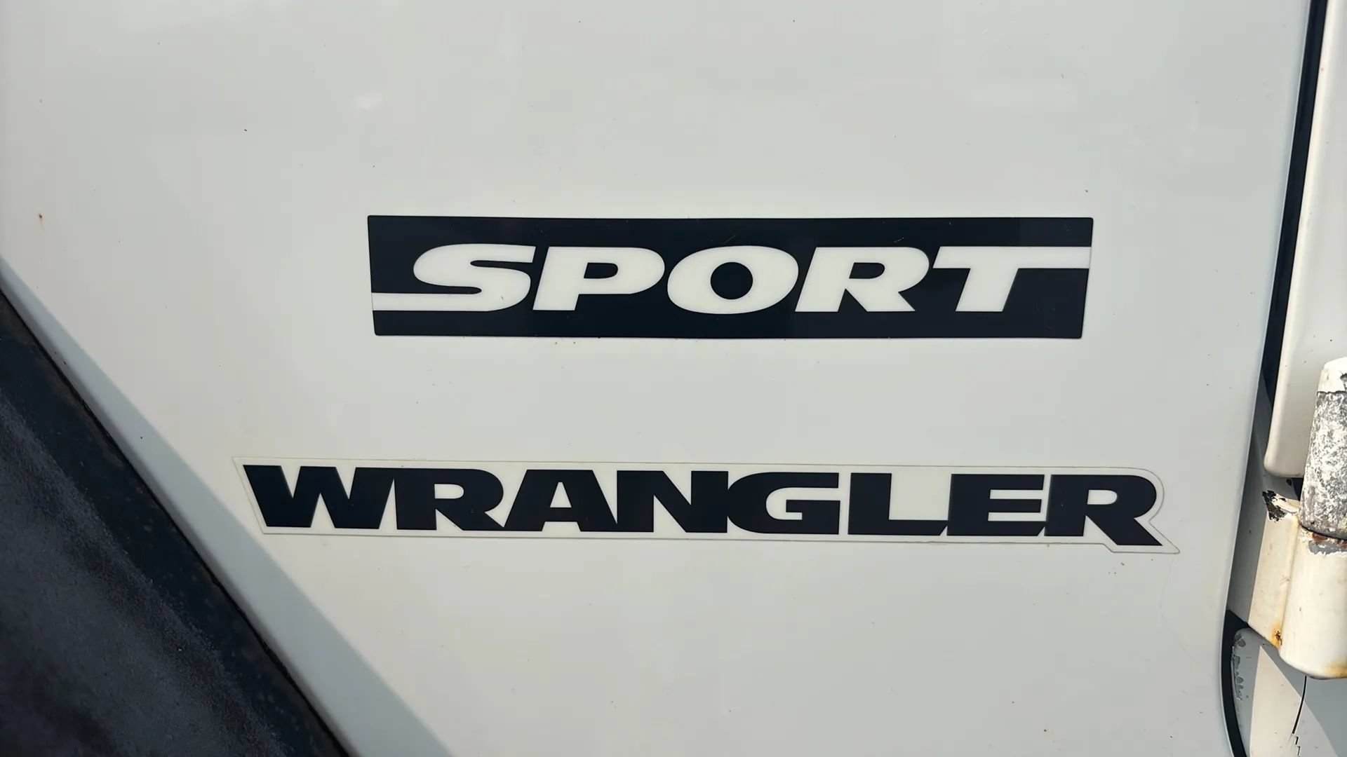 Used 2012 Jeep Wrangler Sport w/ Connectivity Group AWD/4WD image 14