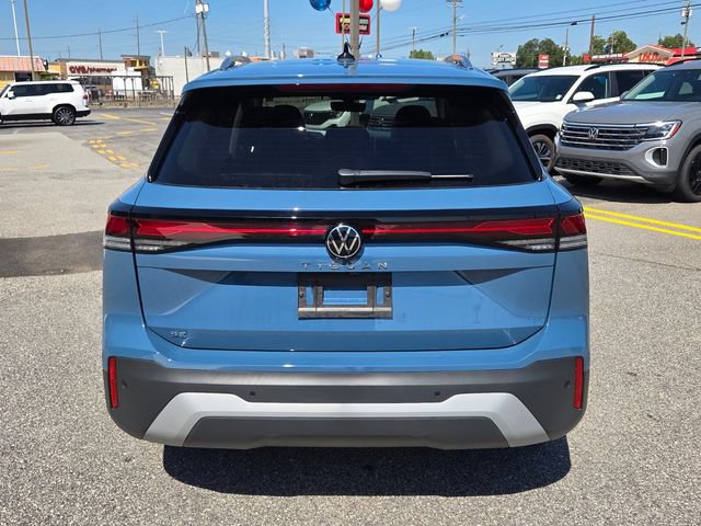 New 2026 Volkswagen Tiguan SE FWD image 10