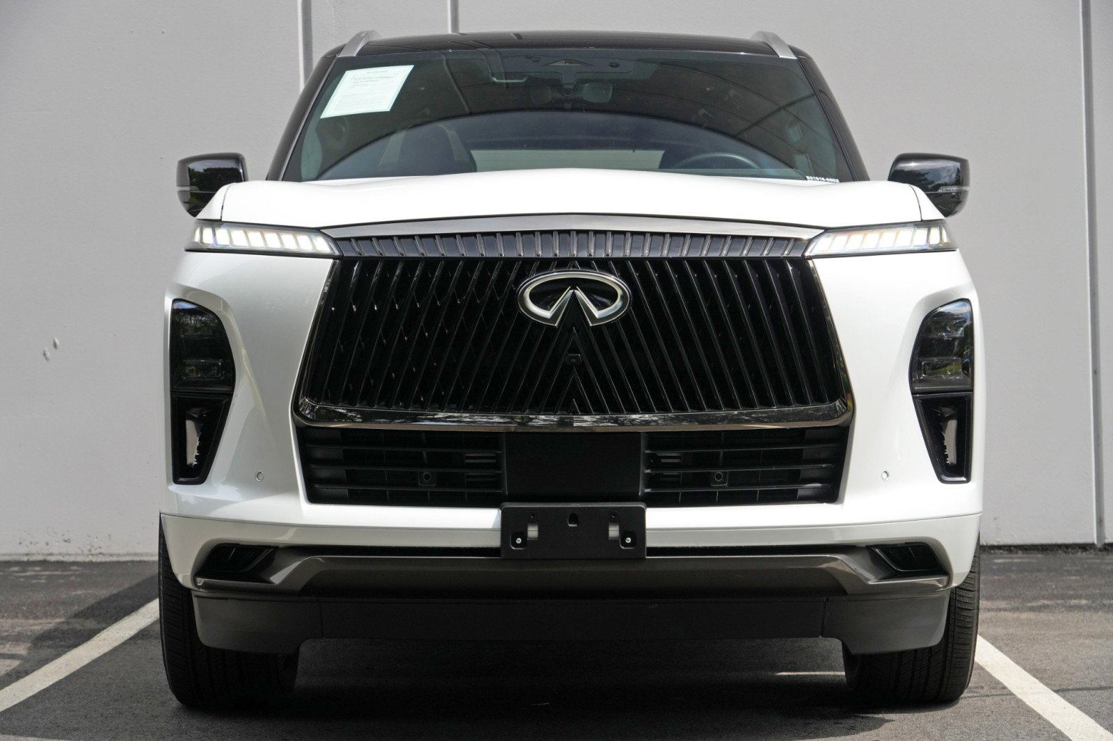 Used 2026 INFINITI QX80 Autograph w/ Premium Cargo Package AWD/4WD image 7