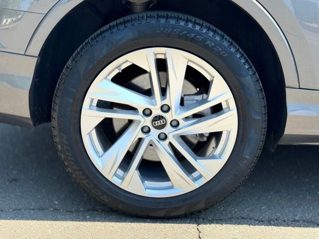 Certified 2023 Audi Q7 2.0T Premium w/ Convenience Package AWD/4WD image 10