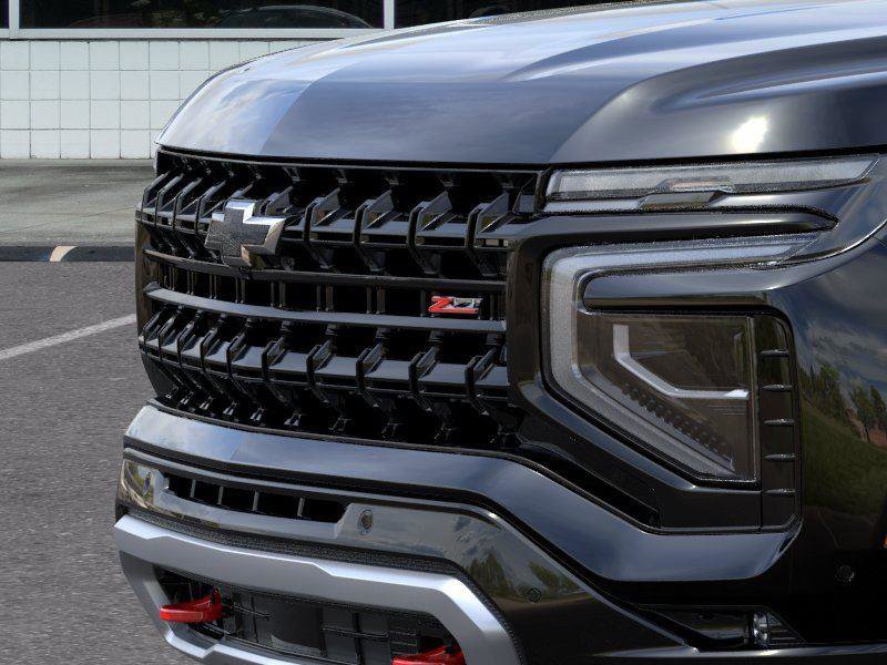New 2026 Chevrolet Suburban Z71 w/ Comfort Package AWD/4WD image 13