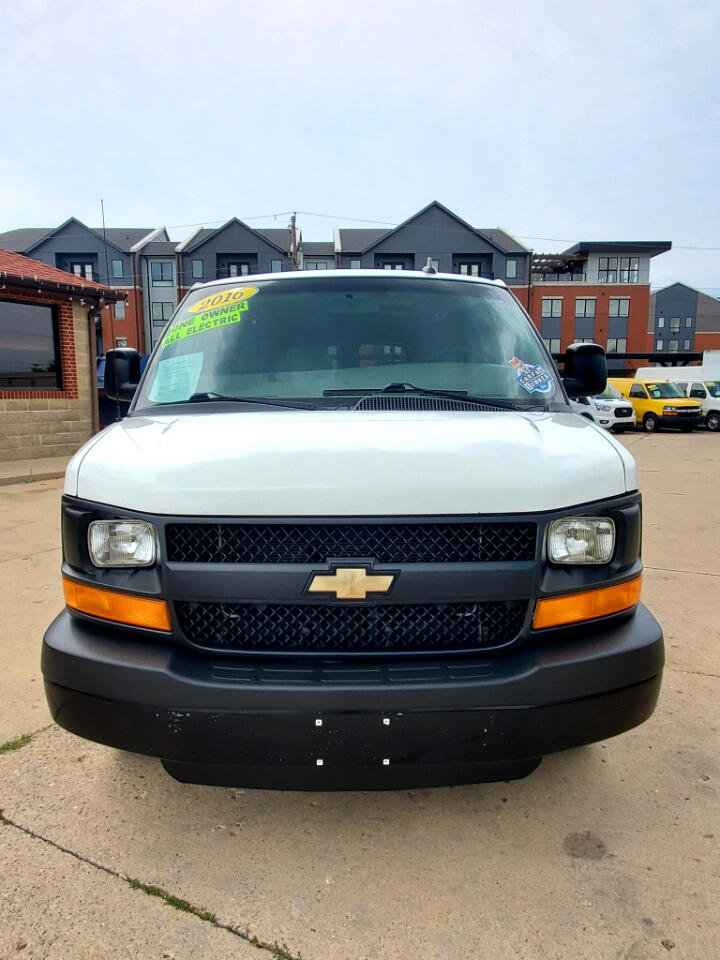 Used 2016 Chevrolet Express 2500 w/ Preferred Equipment Group image 2