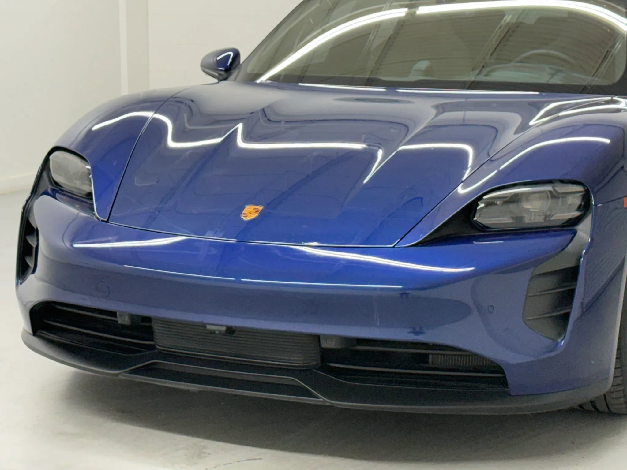 Used 2023 Porsche Taycan GTS AWD/4WD image 46