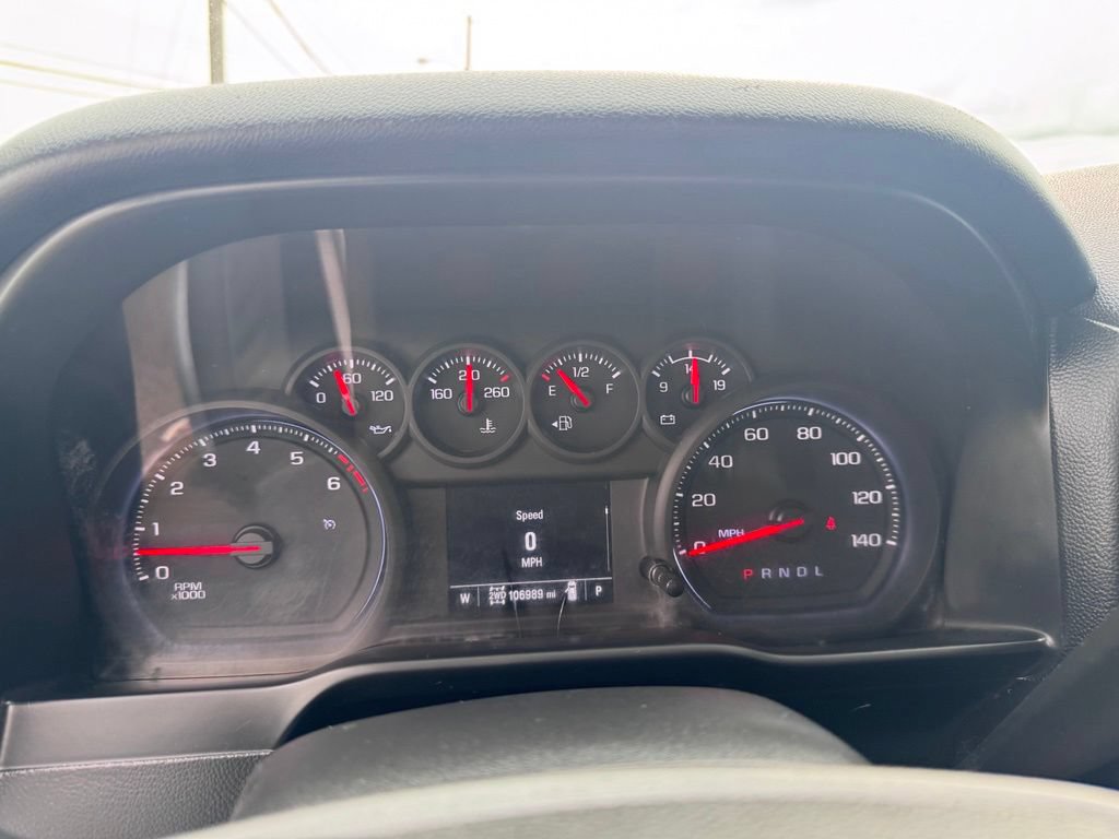 Used 2020 Chevrolet Silverado 1500 Custom w/ Custom Value Package AWD/4WD image 16