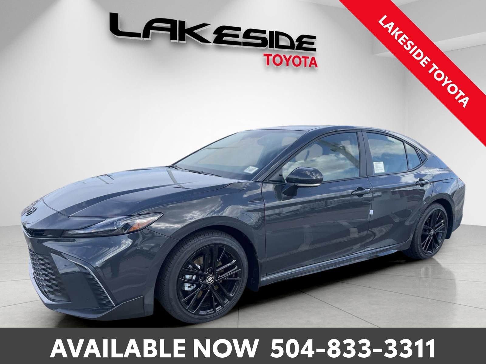 New 2026 Toyota Camry SE image 2