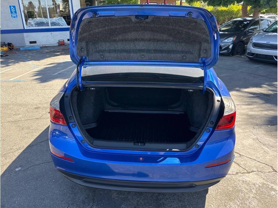 Used 2019 Honda Insight EX image 28