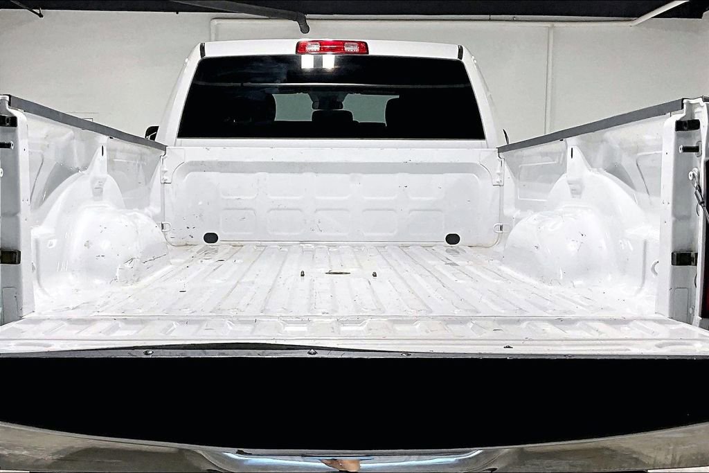 Used 2014 RAM 2500 Tradesman w/ Chrome Appearance Group AWD/4WD image 35