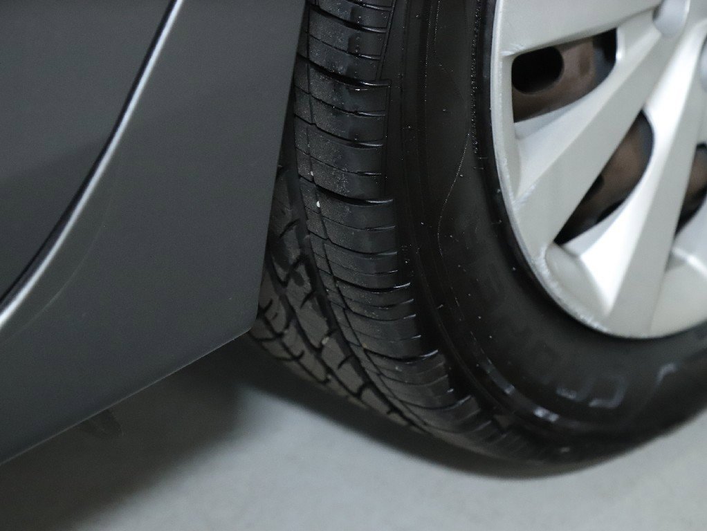 Used 2015 Nissan Sentra SV image 34