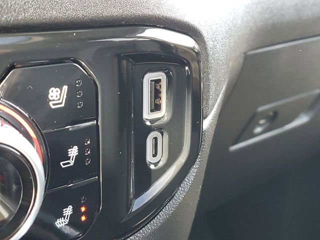 Used 2024 GMC Sierra 1500 SLT w/ SLT Premium Package image 23