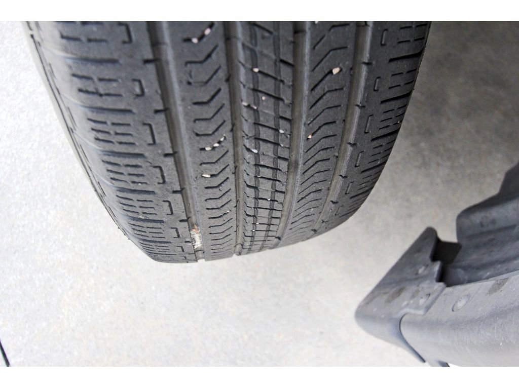 Used 2023 Nissan Rogue S image 22