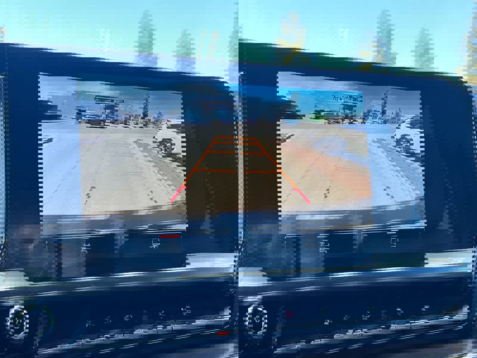 Used 2023 GMC Sierra 1500 SLT w/ SLT Convenience Package image 19