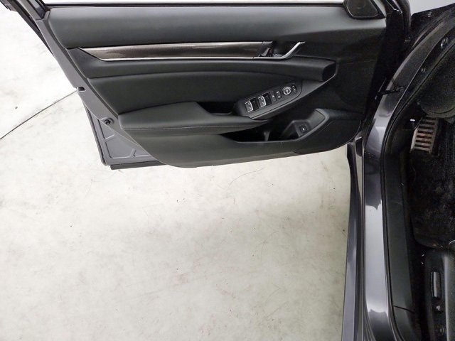 Used 2020 Honda Accord Sport image 8