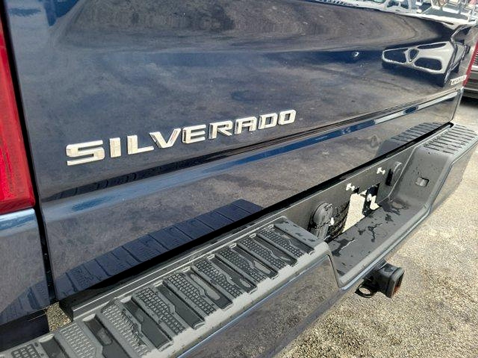 Used 2022 Chevrolet Silverado 1500 Custom RWD image 9
