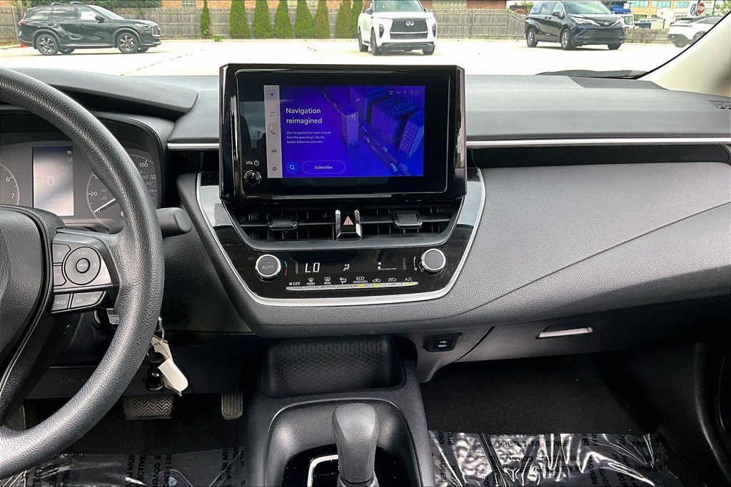 Used 2024 Toyota Corolla LE FWD image 19