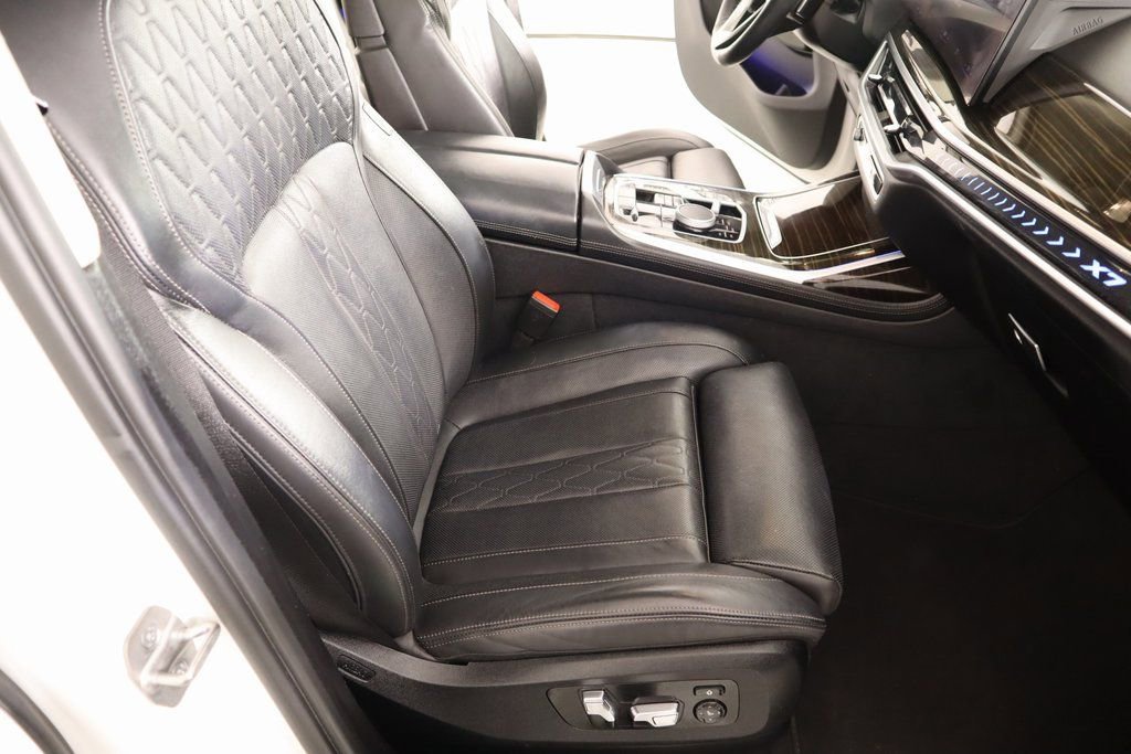 Used 2023 BMW X7 xDrive40i w/ Premium Package image 15