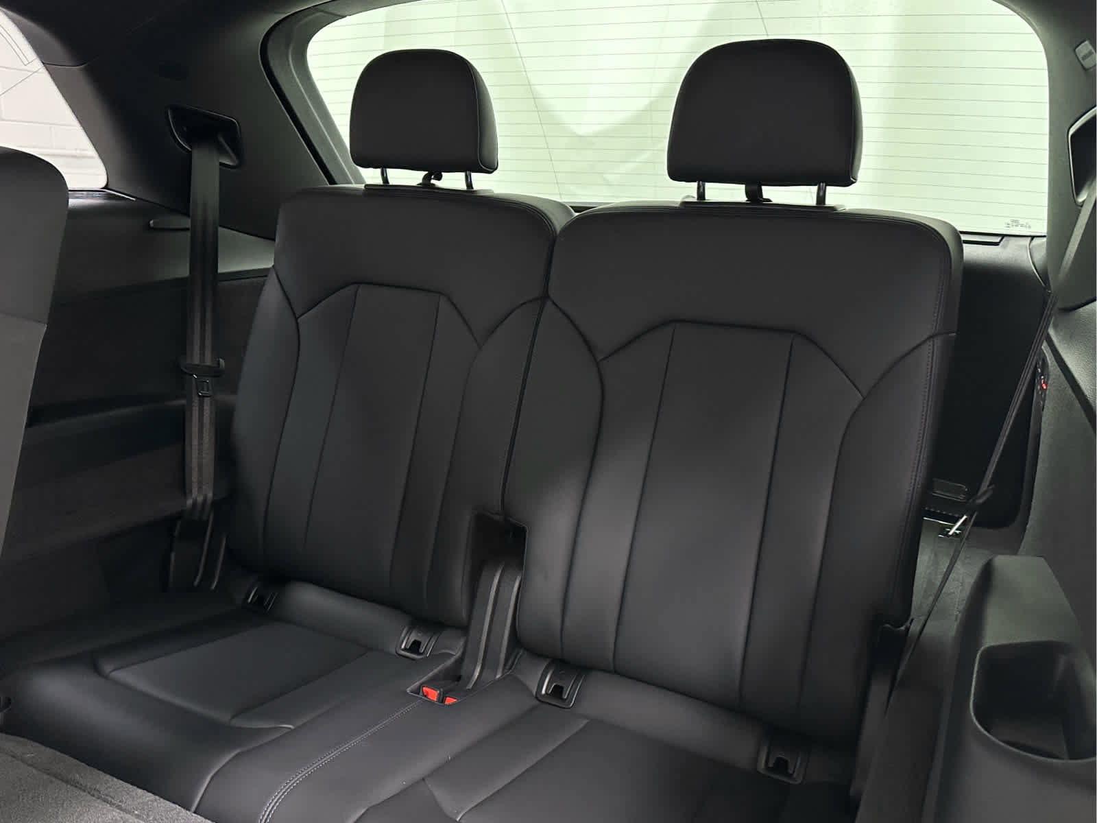 Used 2023 Audi SQ7 Prestige AWD/4WD image 17