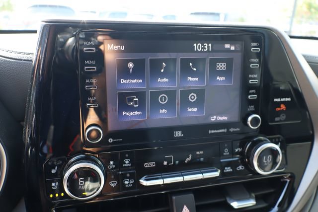 Used 2020 Toyota Highlander Limited FWD image 41