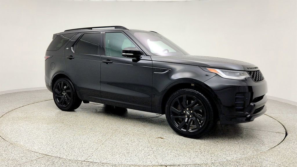 Used 2023 Land Rover Discovery HSE R-Dynamic image 3