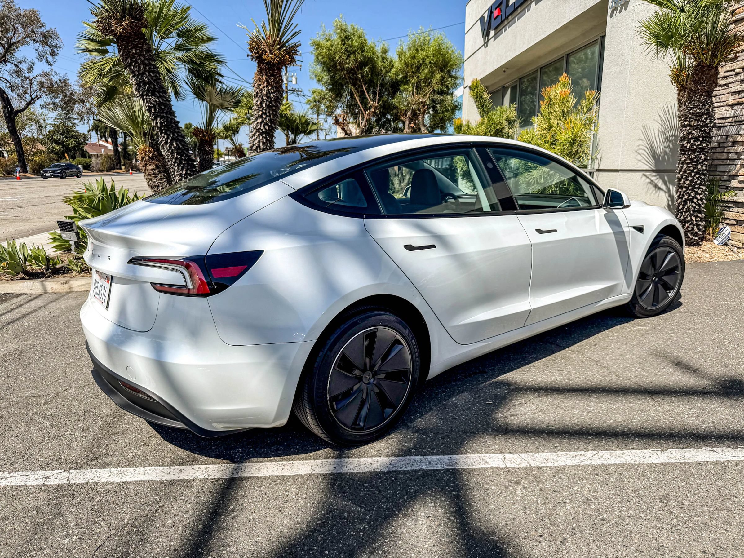 Used 2025 Tesla Model 3 Long Range RWD image 8