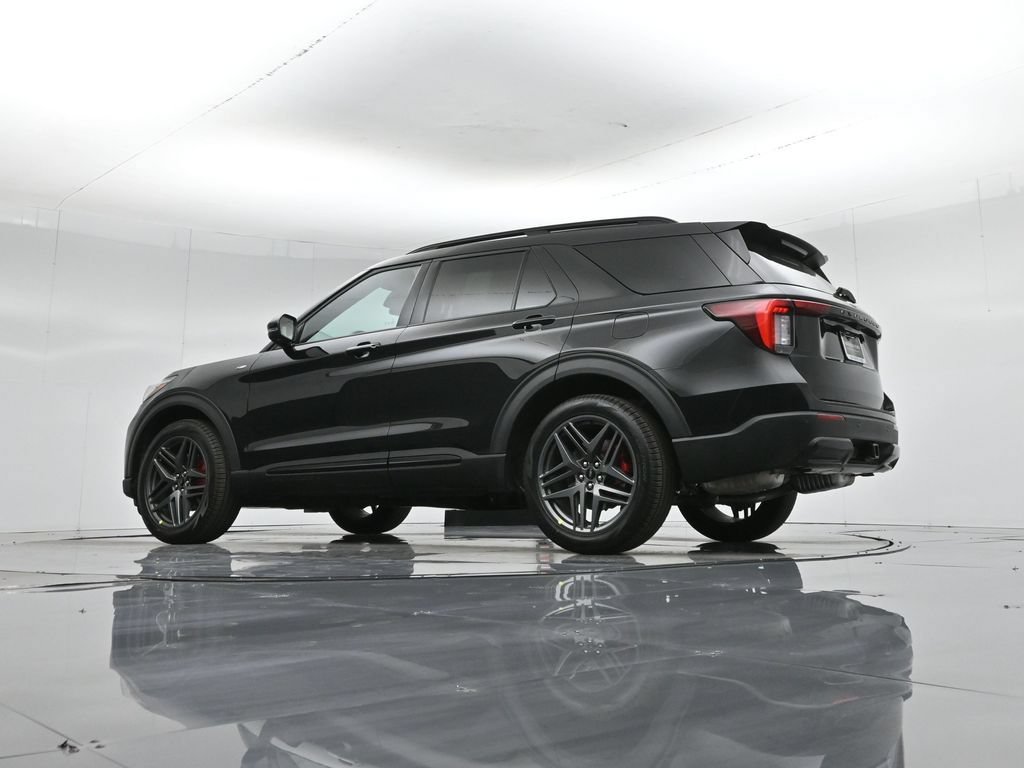 New 2026 Ford Explorer ST-Line w/ ST-Line Street Pack RWD image 56