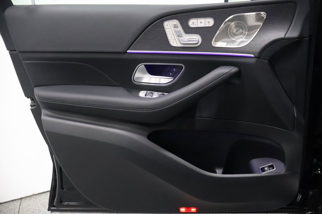 New 2026 Mercedes-Benz GLS 450 4MATIC image 12