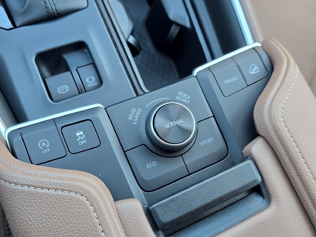 New 2026 Toyota Grand Highlander AWD image 8