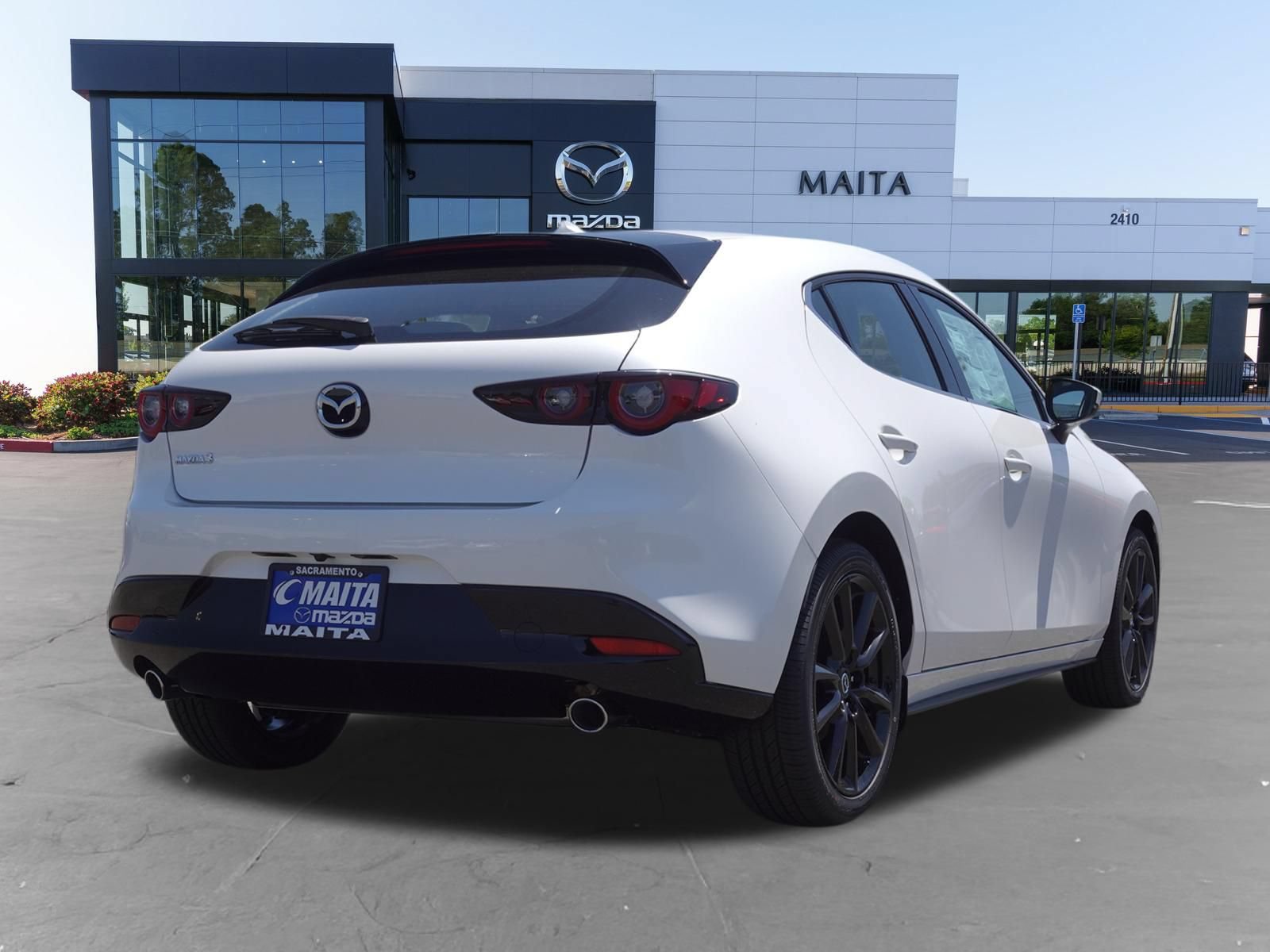 New 2026 MAZDA MAZDA3 2.5 S Hatchback w/ Premium Pkg FWD image 3