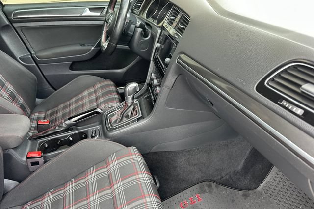 Used 2019 Volkswagen GTI Rabbit Edition FWD image 20