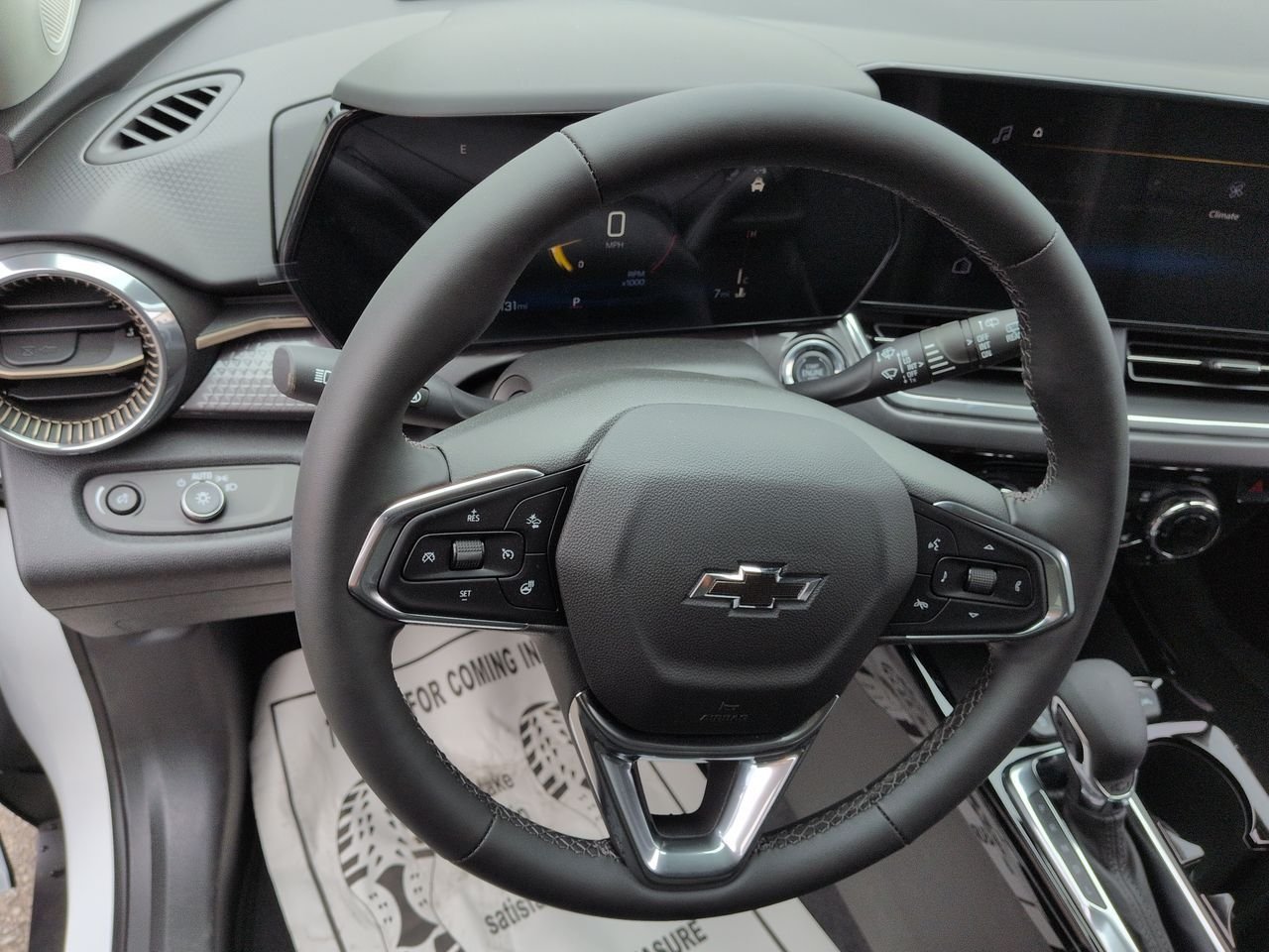 New 2026 Chevrolet Trax ACTIV w/ Driver Confidence Package FWD image 11