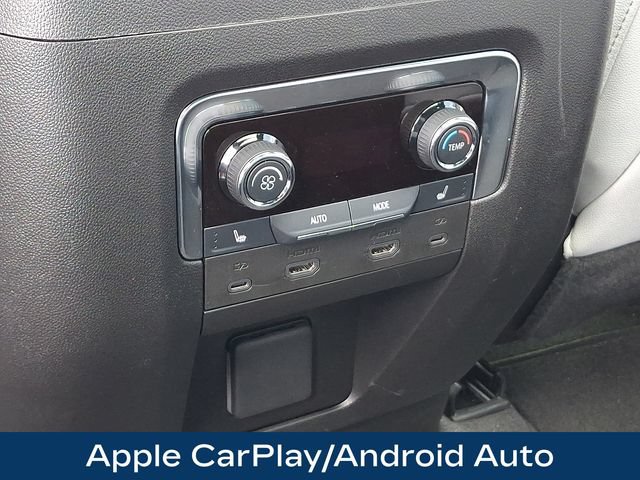 Used 2025 Chevrolet Tahoe Premier AWD/4WD image 19