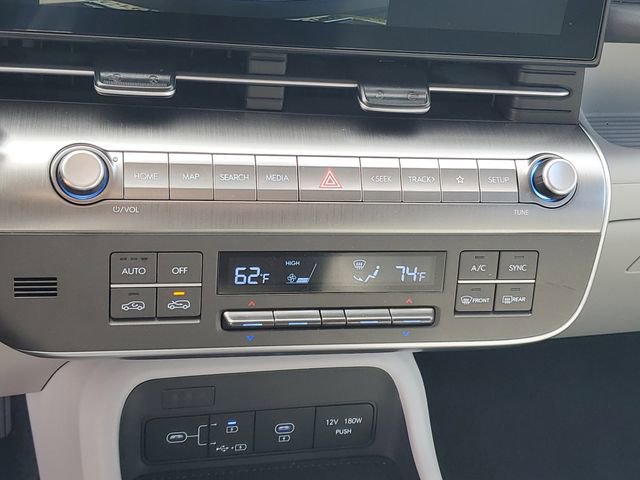 Used 2025 Hyundai Kona SEL image 25