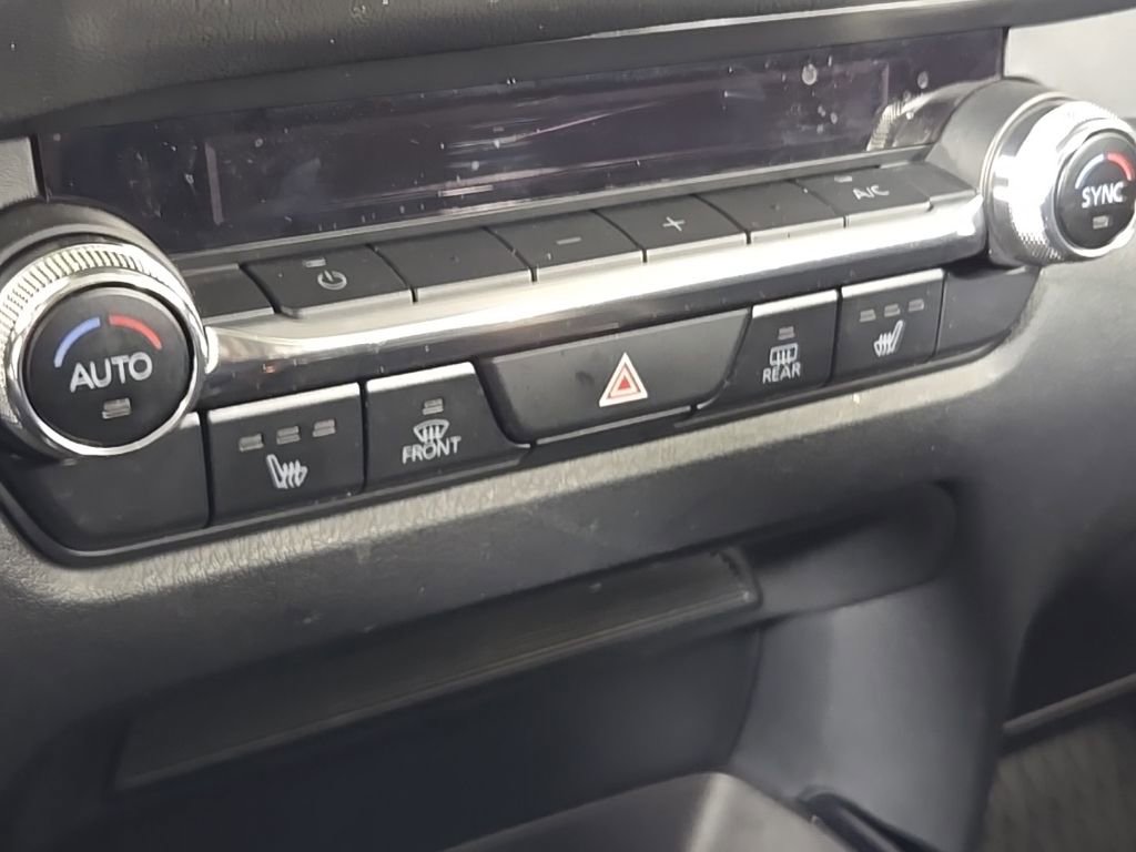 Used 2022 MAZDA CX-30 AWD 2.5 S w/ Premium Package image 28