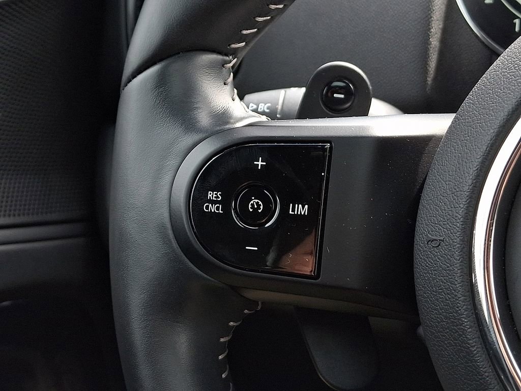 Used 2022 MINI Cooper Countryman S w/ Premium Package image 24