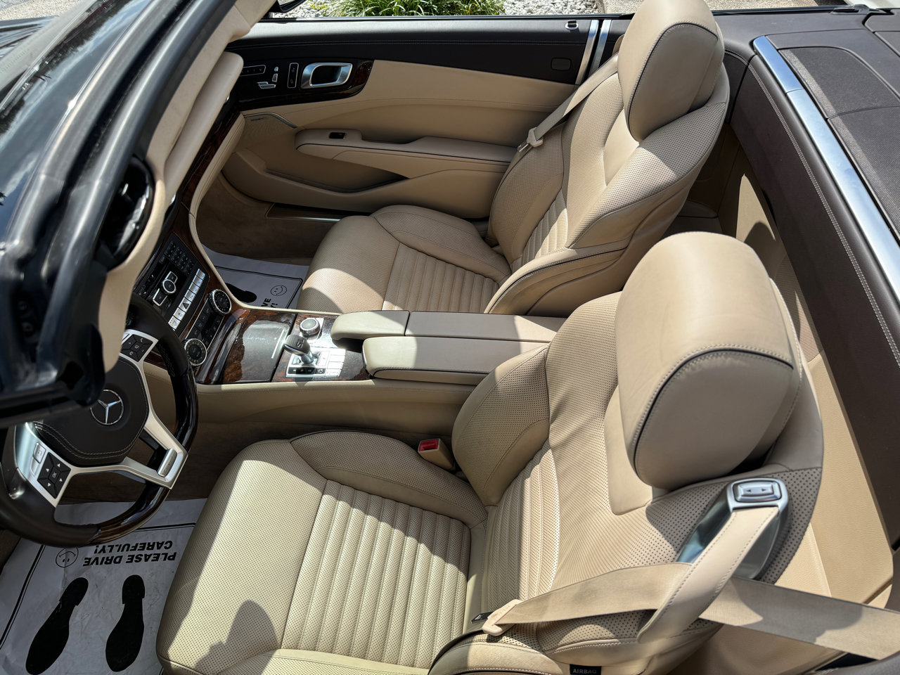 Used 2014 Mercedes-Benz SL 550 image 15