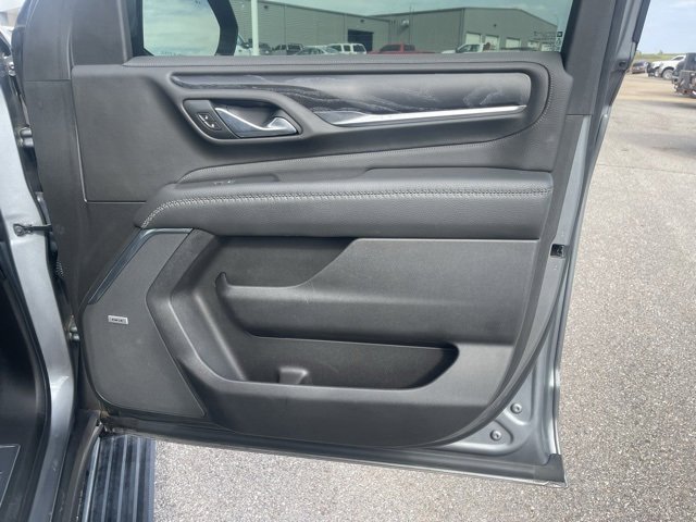 Used 2021 GMC Yukon Denali w/ Denali Premium Package image 13