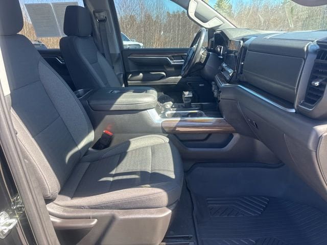 Used 2022 Chevrolet Silverado 1500 LT Trail Boss w/ Convenience Package II AWD/4WD image 39