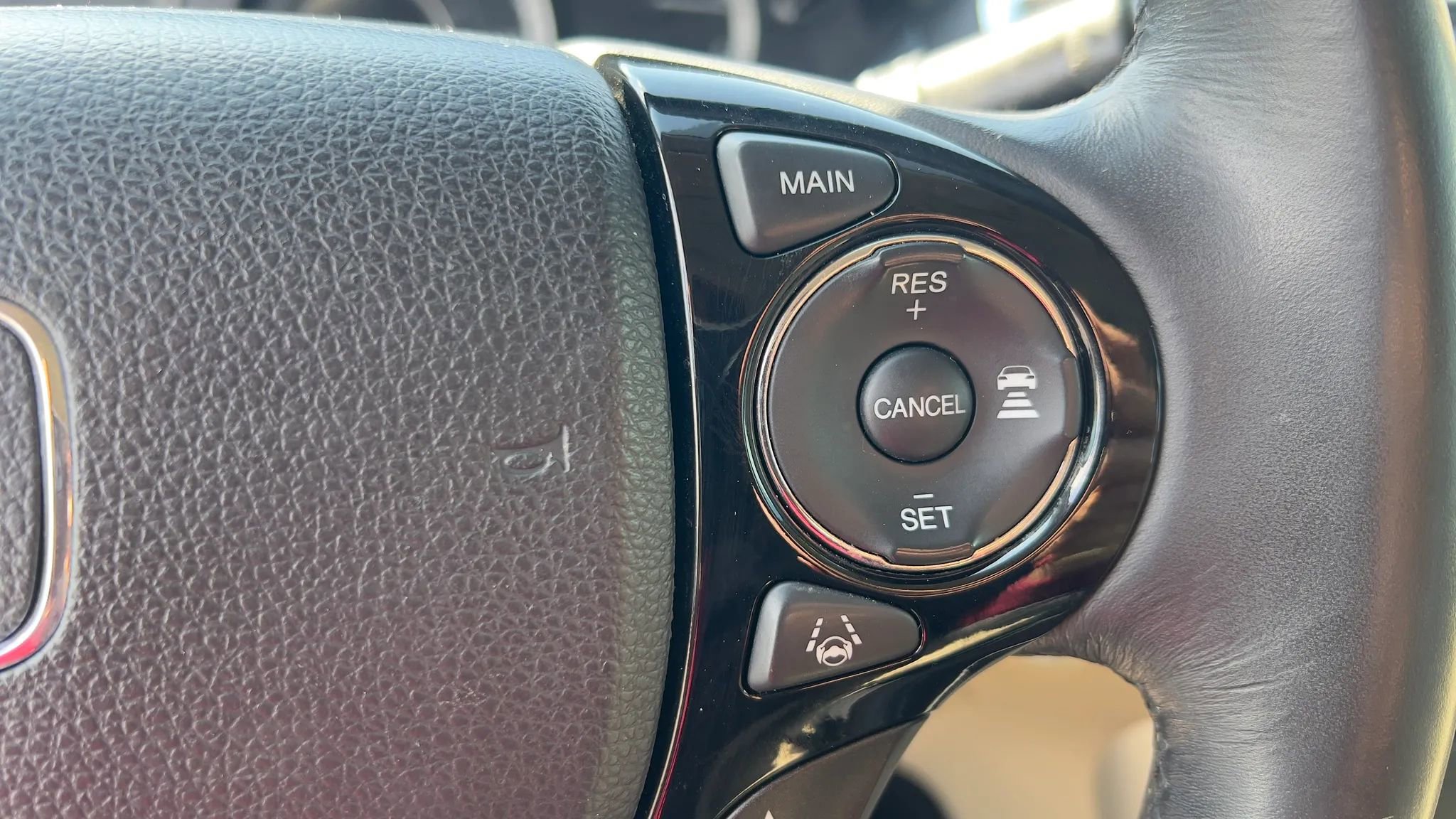 Used 2016 Honda Accord EX-L image 36