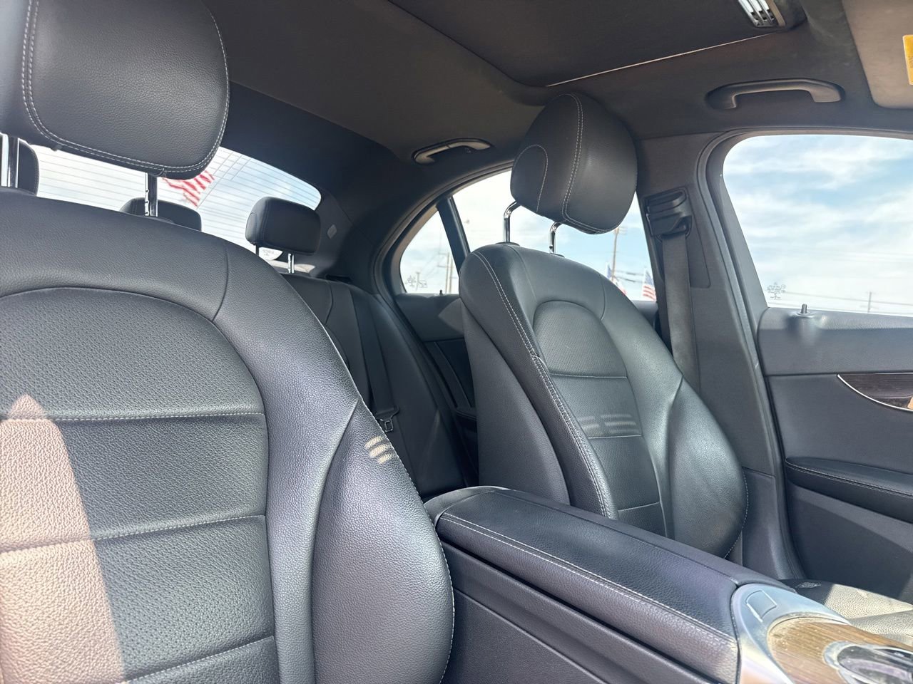 Used 2018 Mercedes-Benz C 300 Sedan image 29