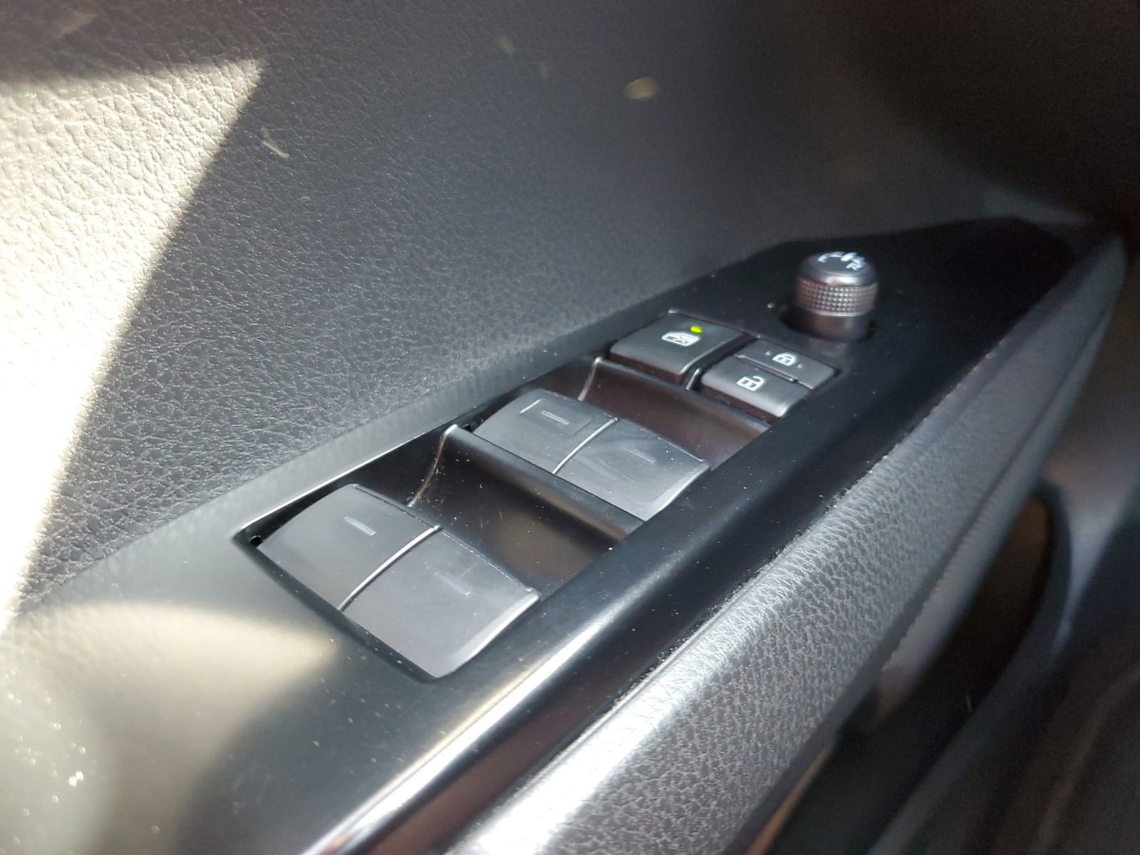 Certified 2025 Toyota Camry SE w/ Multimedia Upgrade Package AWD/4WD image 21